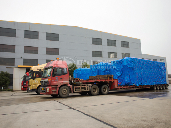 已完成裝車發(fā)貨的3臺(tái)中正SZS系列燃?xì)庹羝仩t